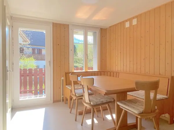 Dreifamilienhaus mit grossem Garten in Wasen