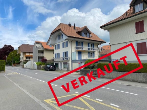 Wohn- und Geschäftshaus mitten im Dorf