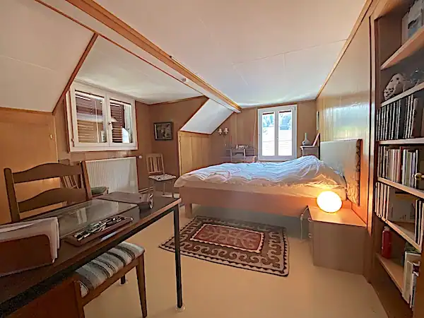 Dreifamilienhaus mit grossem Garten in Wasen