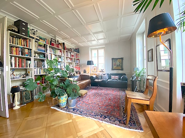 WZ600 Charakterstarkes Mehrfamilienhaus mit 4 Wohnungen