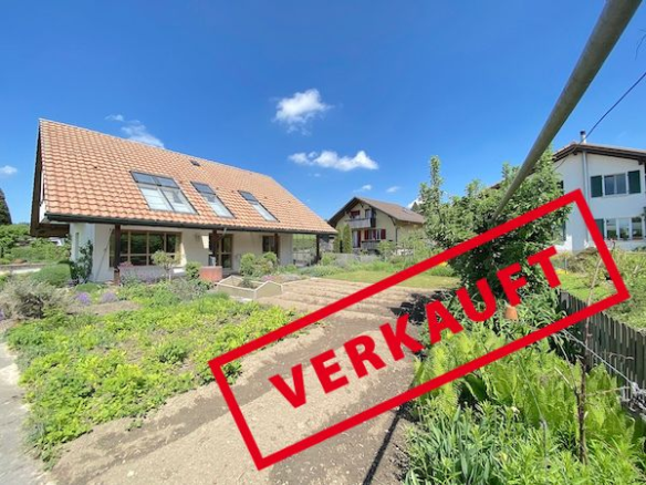 Familienhaus mit grossem Garten